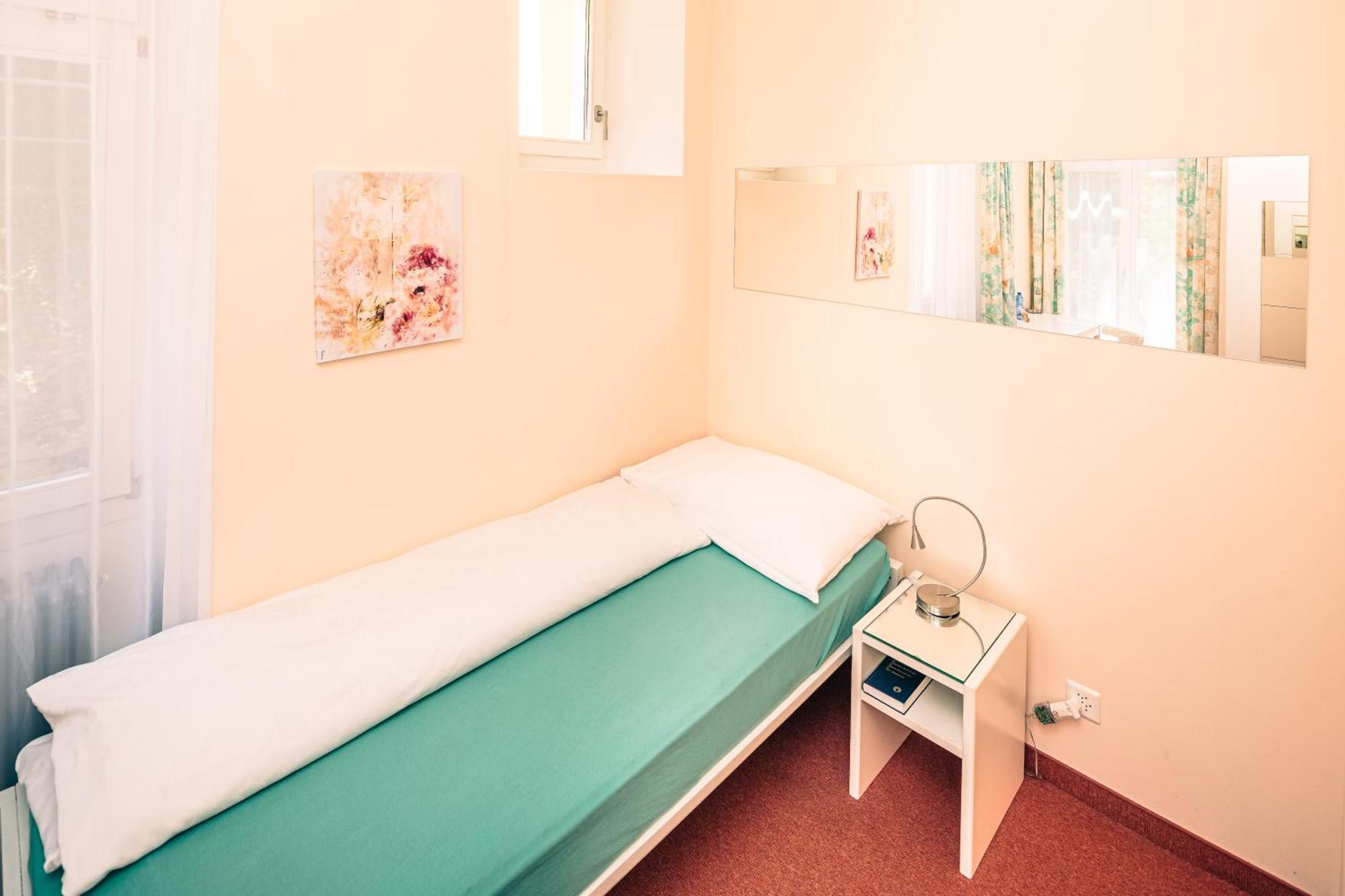 Paladina Hotel Pura Luaran gambar