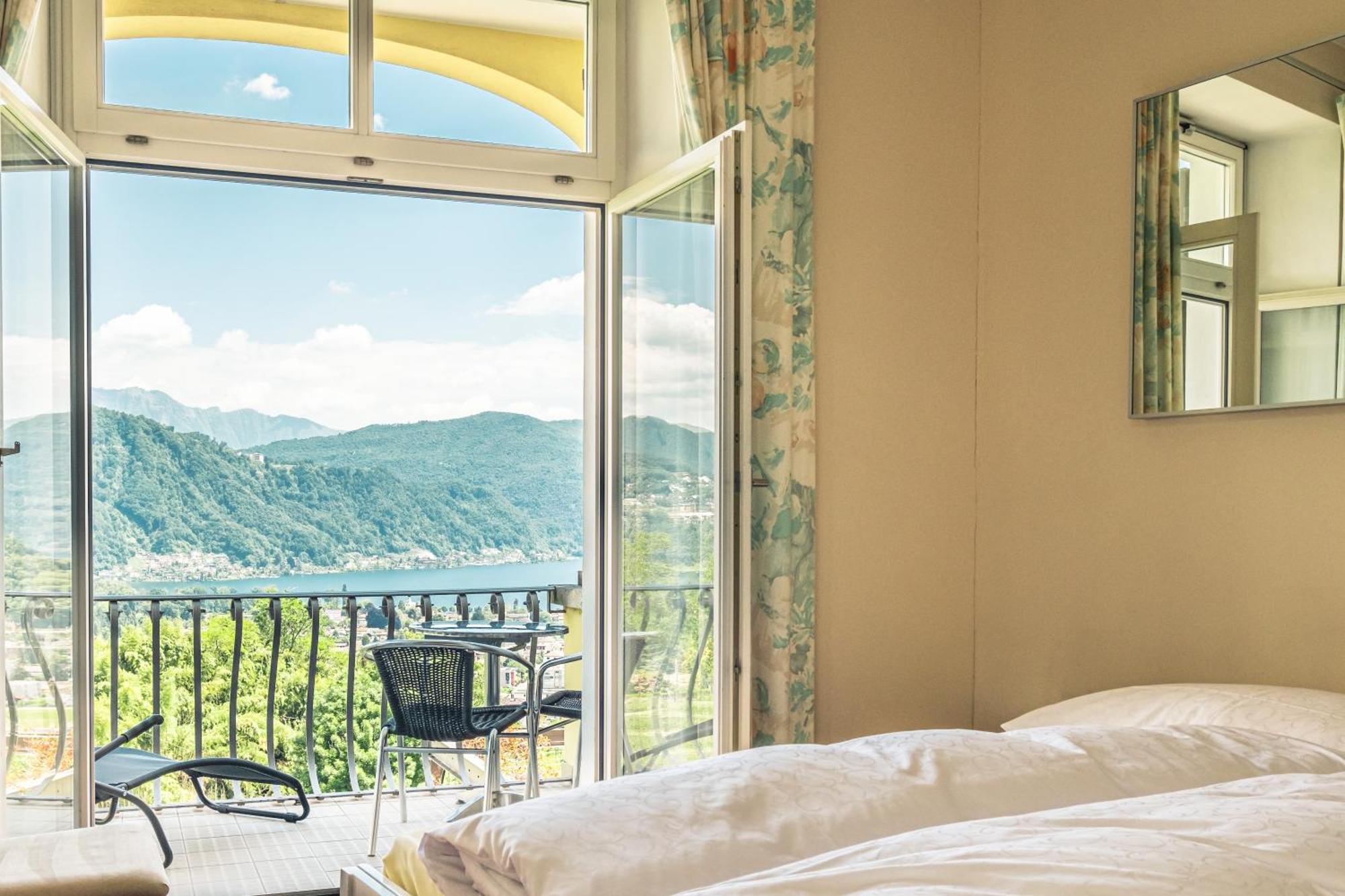 Paladina Hotel Pura Luaran gambar