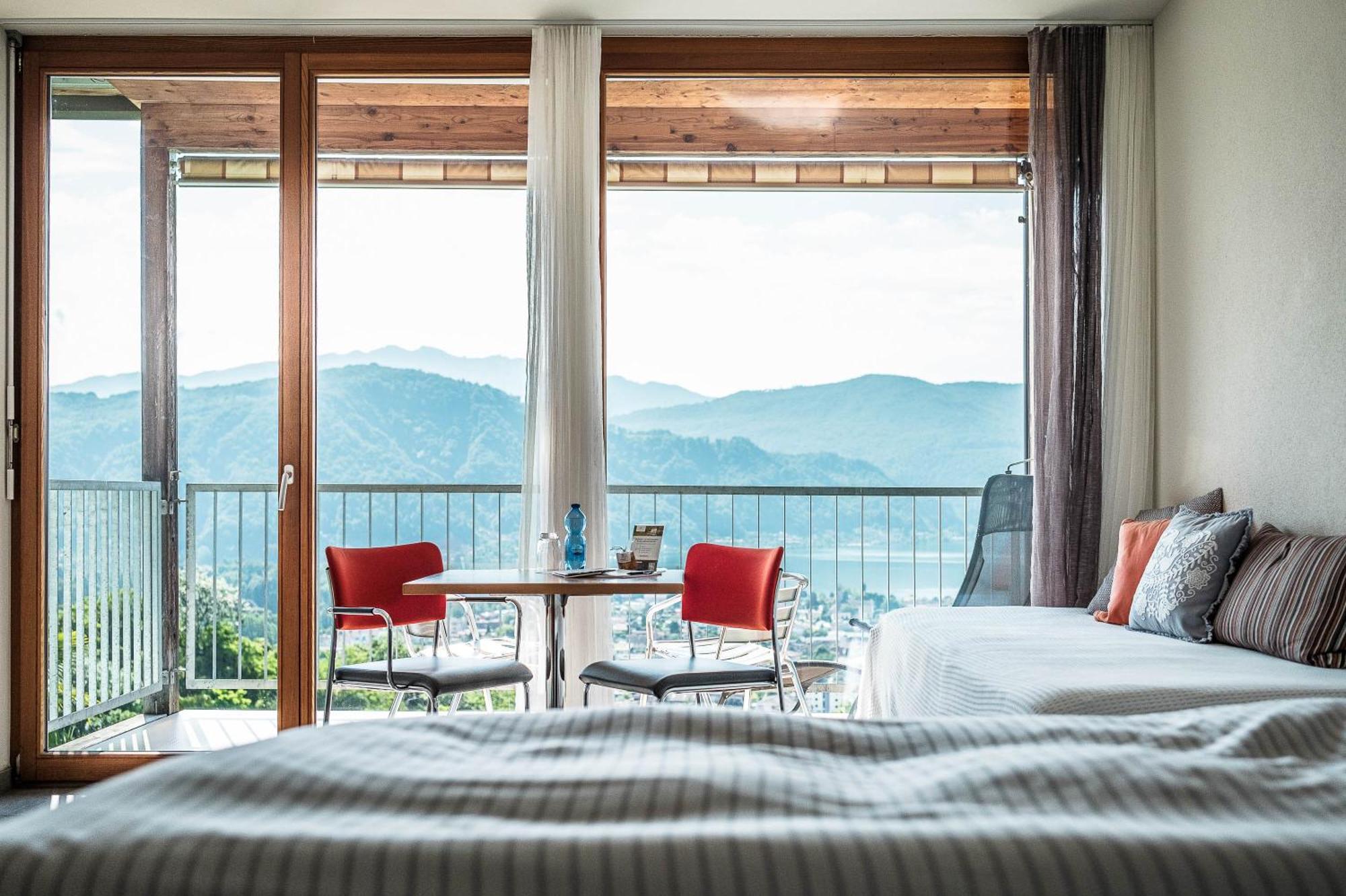 Paladina Hotel Pura Luaran gambar